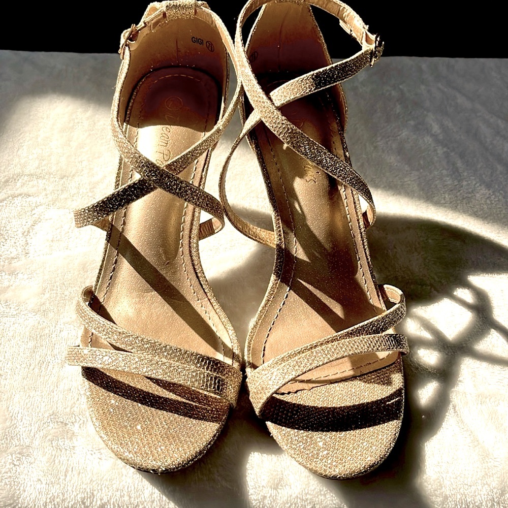 Dream Pairs Gigi Heels | 7.5